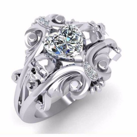 Jewelry - New Romantic 925 Sterling Silver Heart Shape Ring